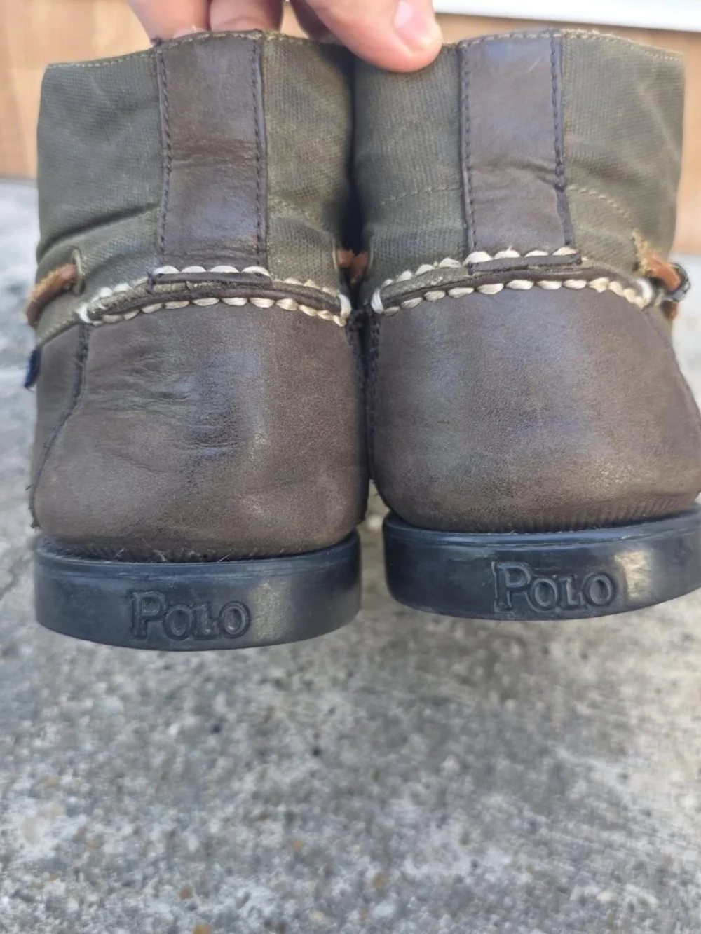 Polo Ralph Lauren Men Brawley Chukka Boots Size 10.5Size: 10.5 D men's Condit